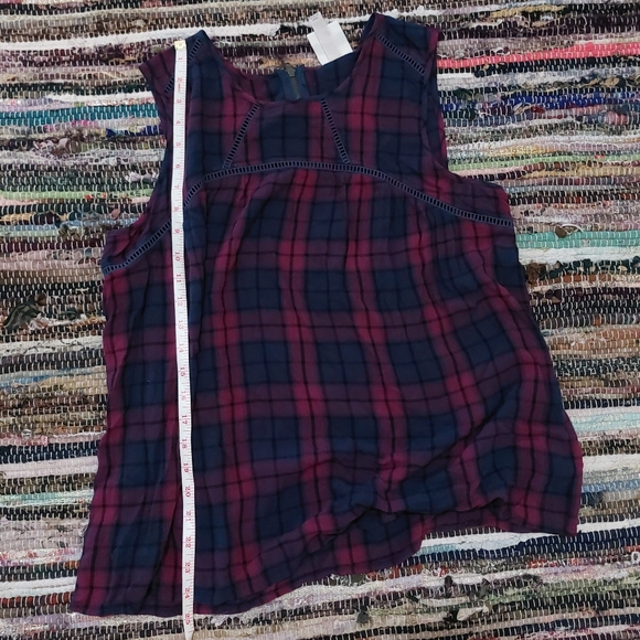 Knox Rose Purple & Blue Chunky Plaid High Neckline Flowy Sleeveless Tank Top - Picture 11 of 13